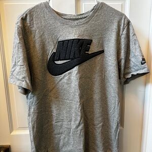 Nike mens casual shirt